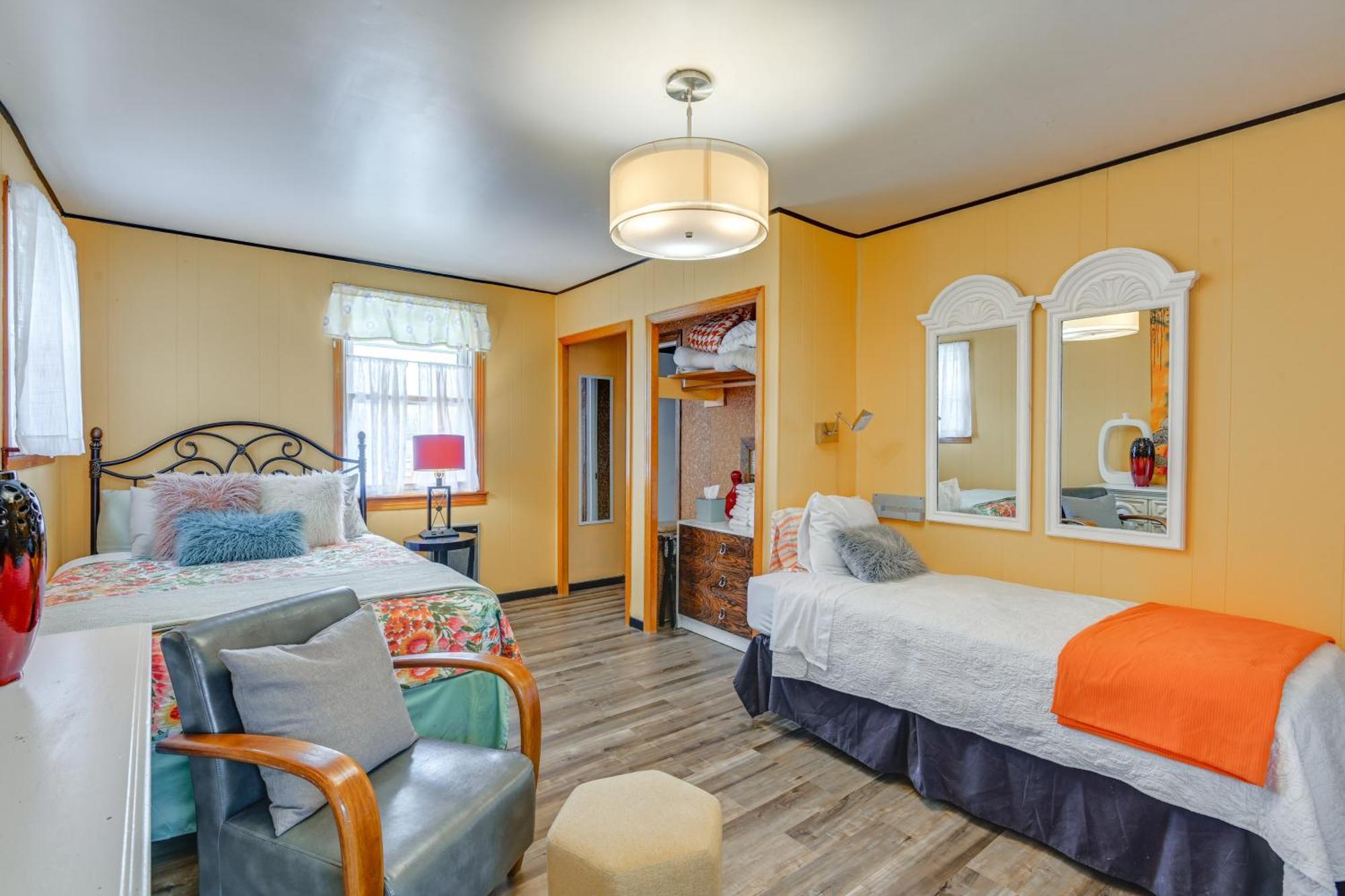 6 Mi To Downtown 70S-Themed Home In Nashville! Eksteriør billede