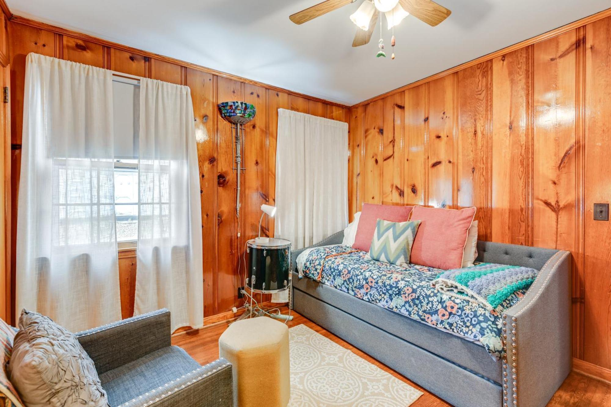 6 Mi To Downtown 70S-Themed Home In Nashville! Eksteriør billede