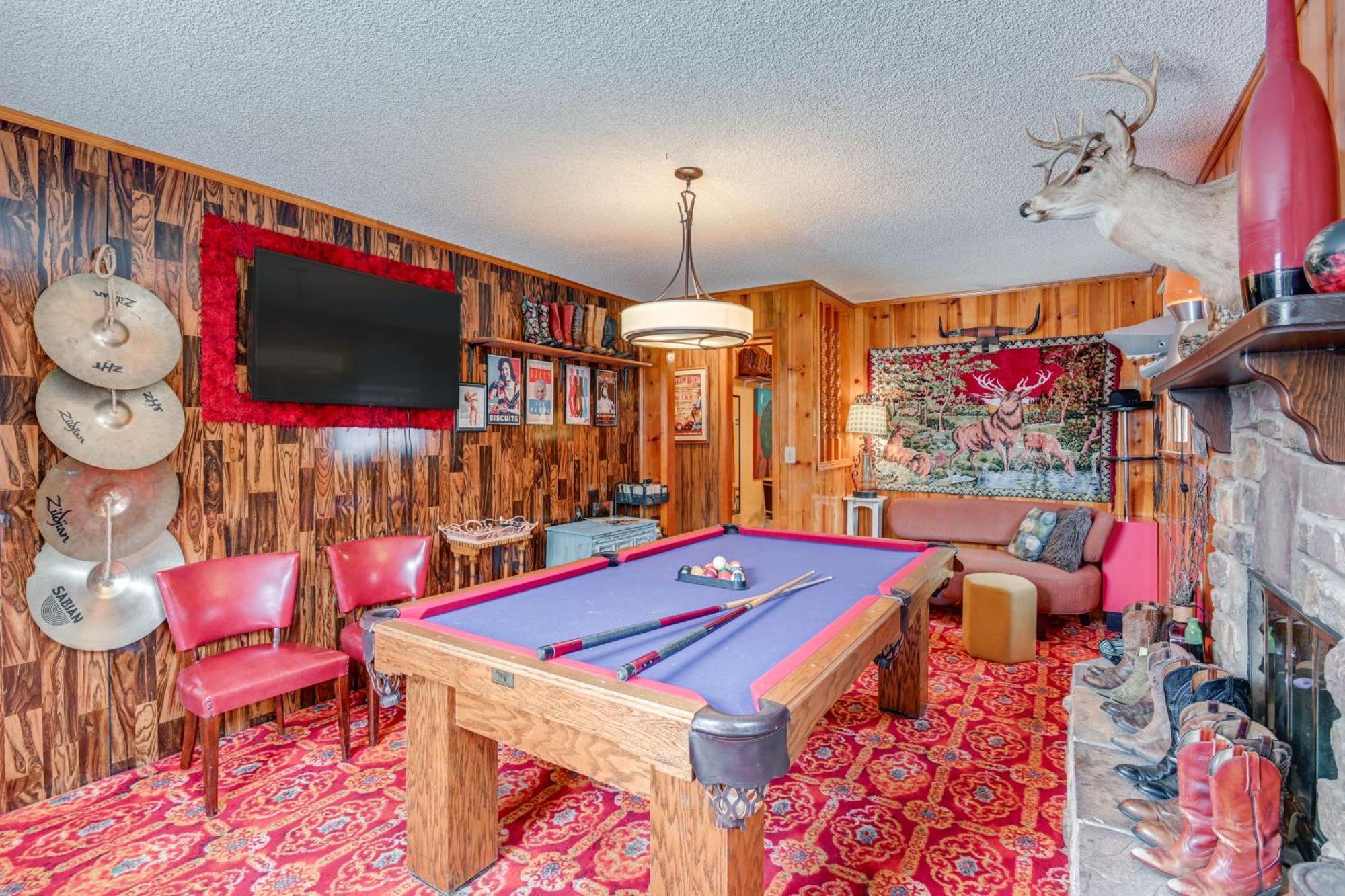 6 Mi To Downtown 70S-Themed Home In Nashville! Eksteriør billede